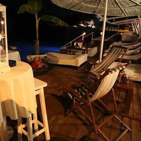 Pembe Yunus Otel Bozburun
