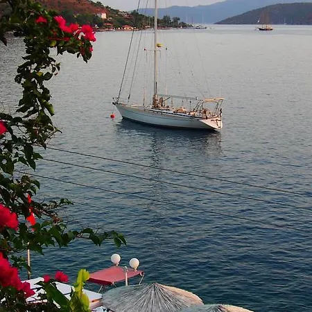 Pembe Yunus Otel