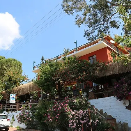 Pembe Yunus Hotel